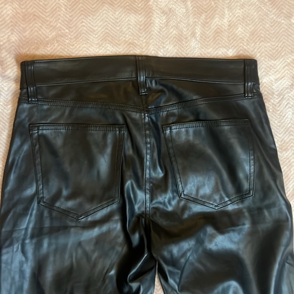 🌟HOST PICK🌟 Gap Faux Leather Pants like new! Petite 29 or 8. - Picture 12 of 12